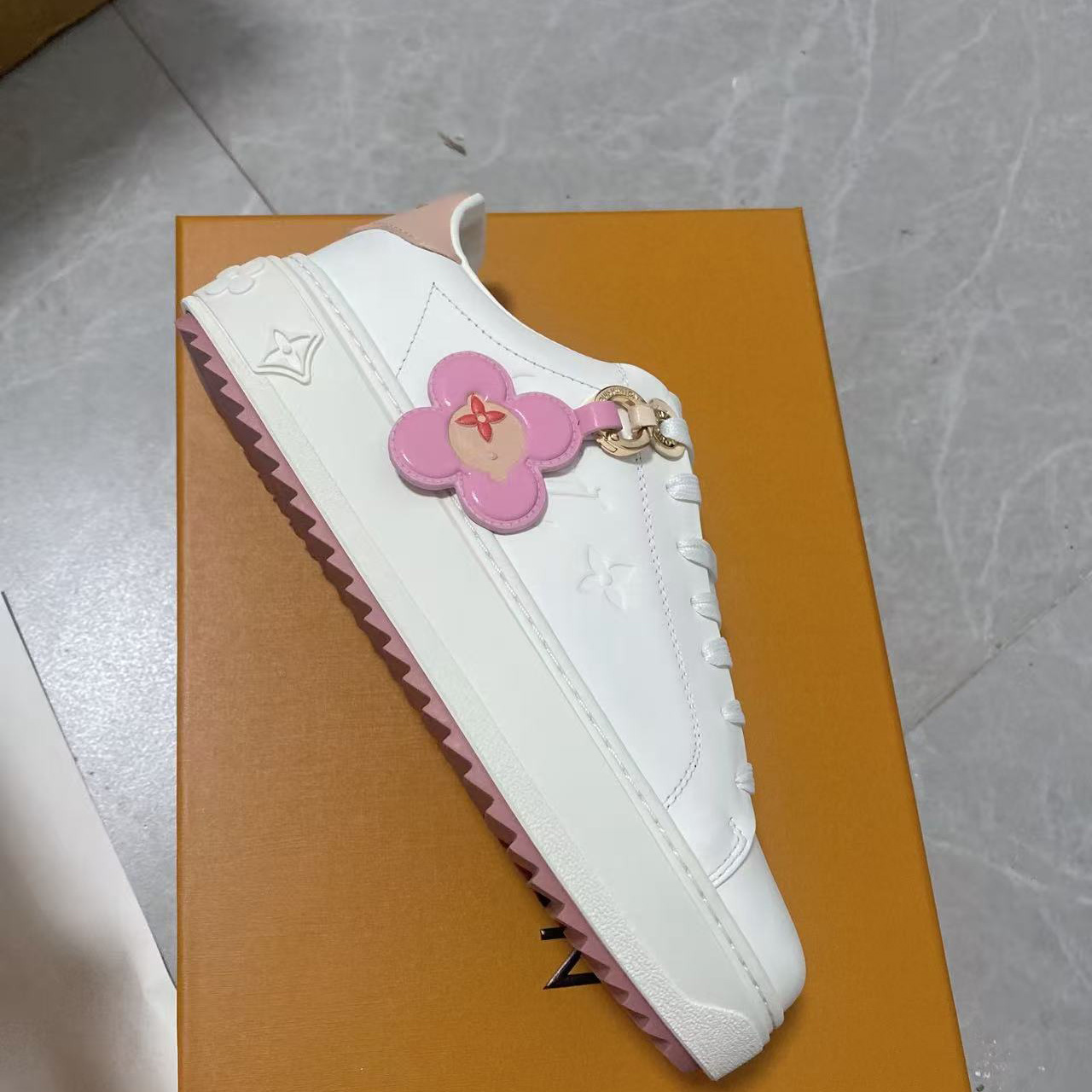 Louis Vuitton Time Out Sneaker   1AGUWS - DopestKickz