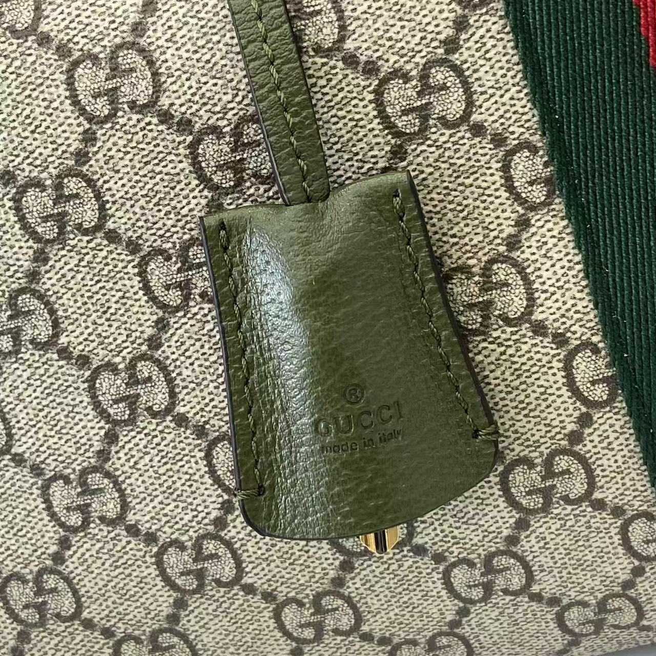 Gucci Savoy Medium Duffle Bag - DopestKickz