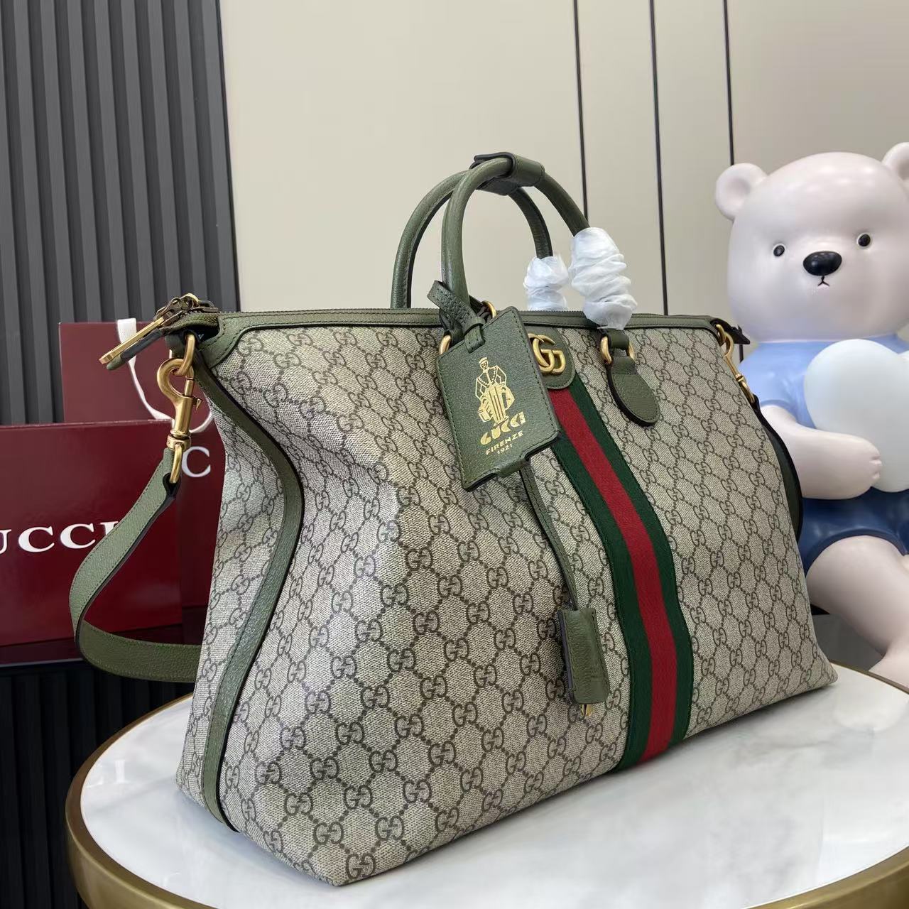 Gucci Savoy Medium Duffle Bag - DopestKickz