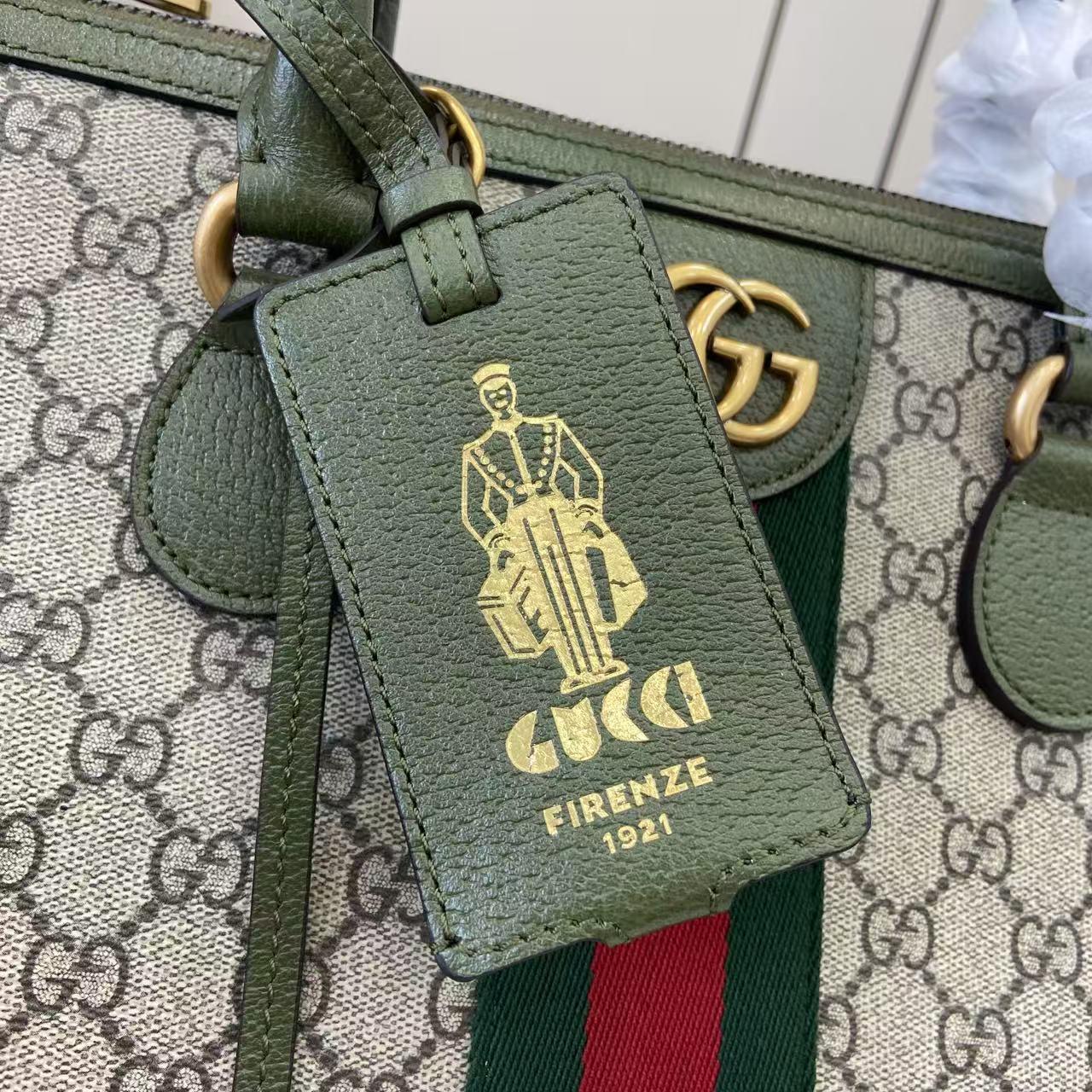 Gucci Savoy Medium Duffle Bag - DopestKickz