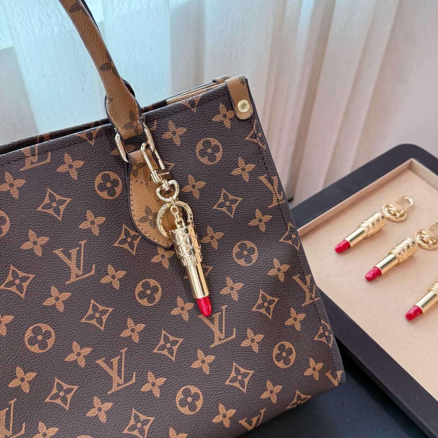 Louis Vuitton LV Lipstick Bag Charm   M03006 - DopestKickz