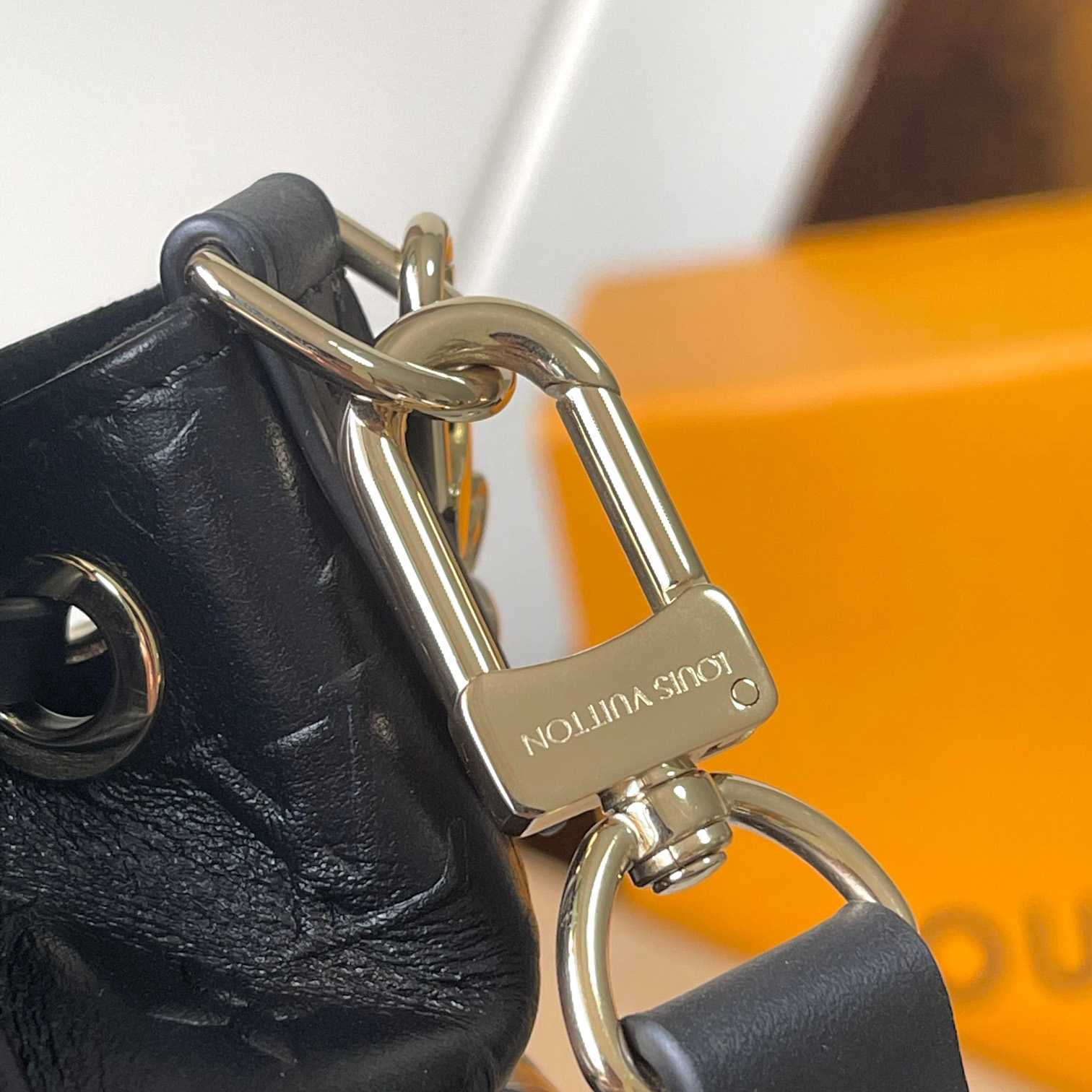 Louis Vuitton Odyssée   M25554 - DopestKickz