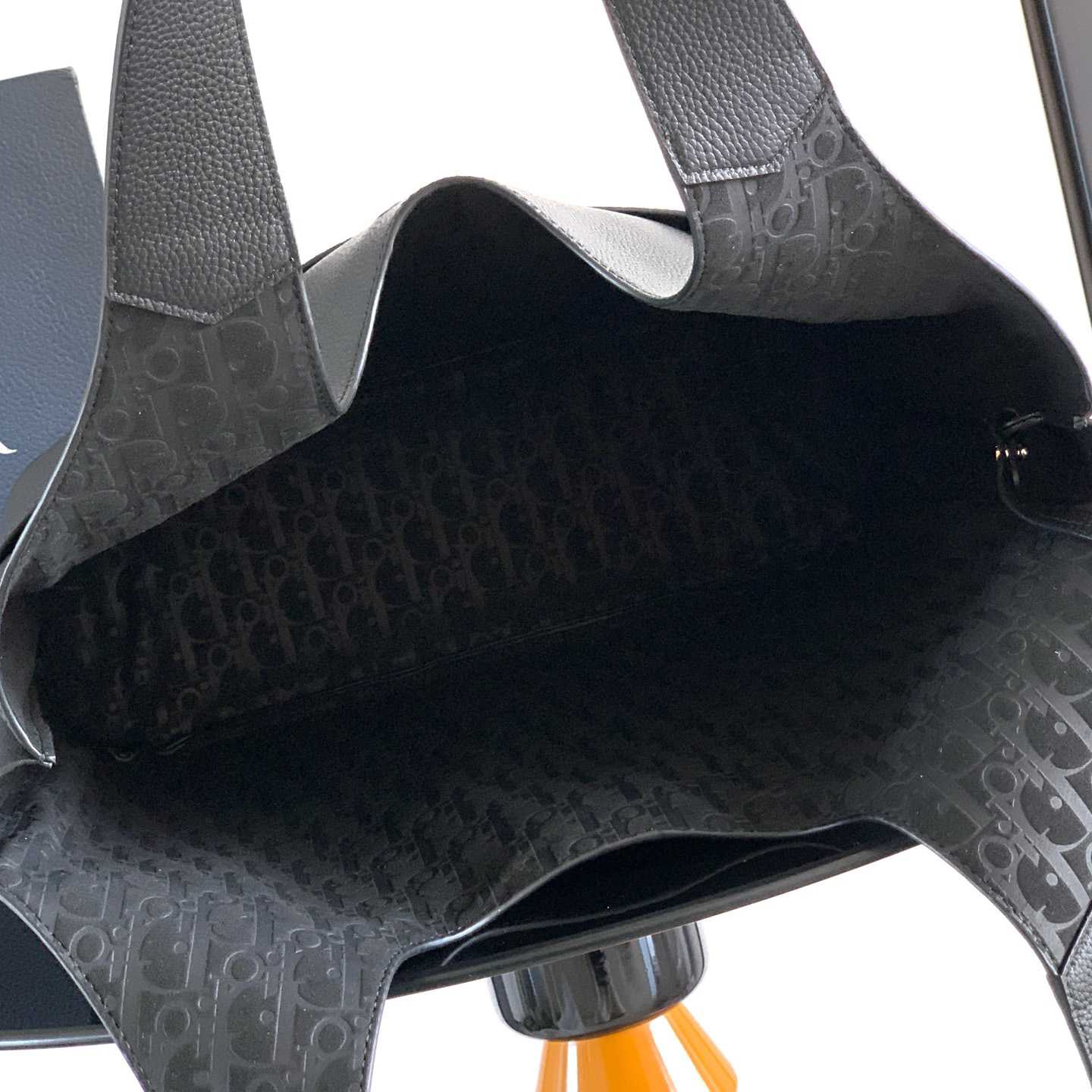 Dior Privé Tote Bag  - DopestKickz