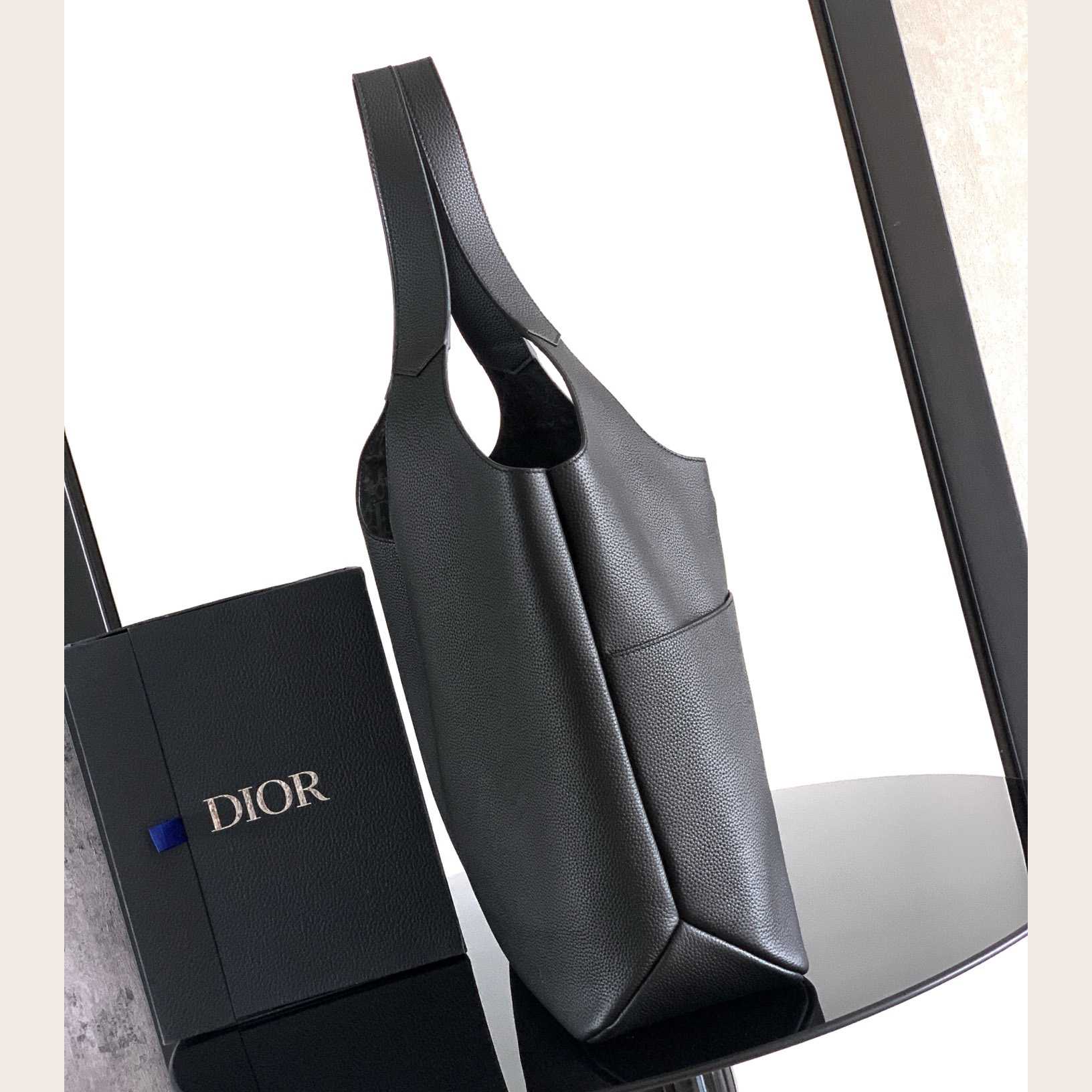 Dior Privé Tote Bag  - DopestKickz