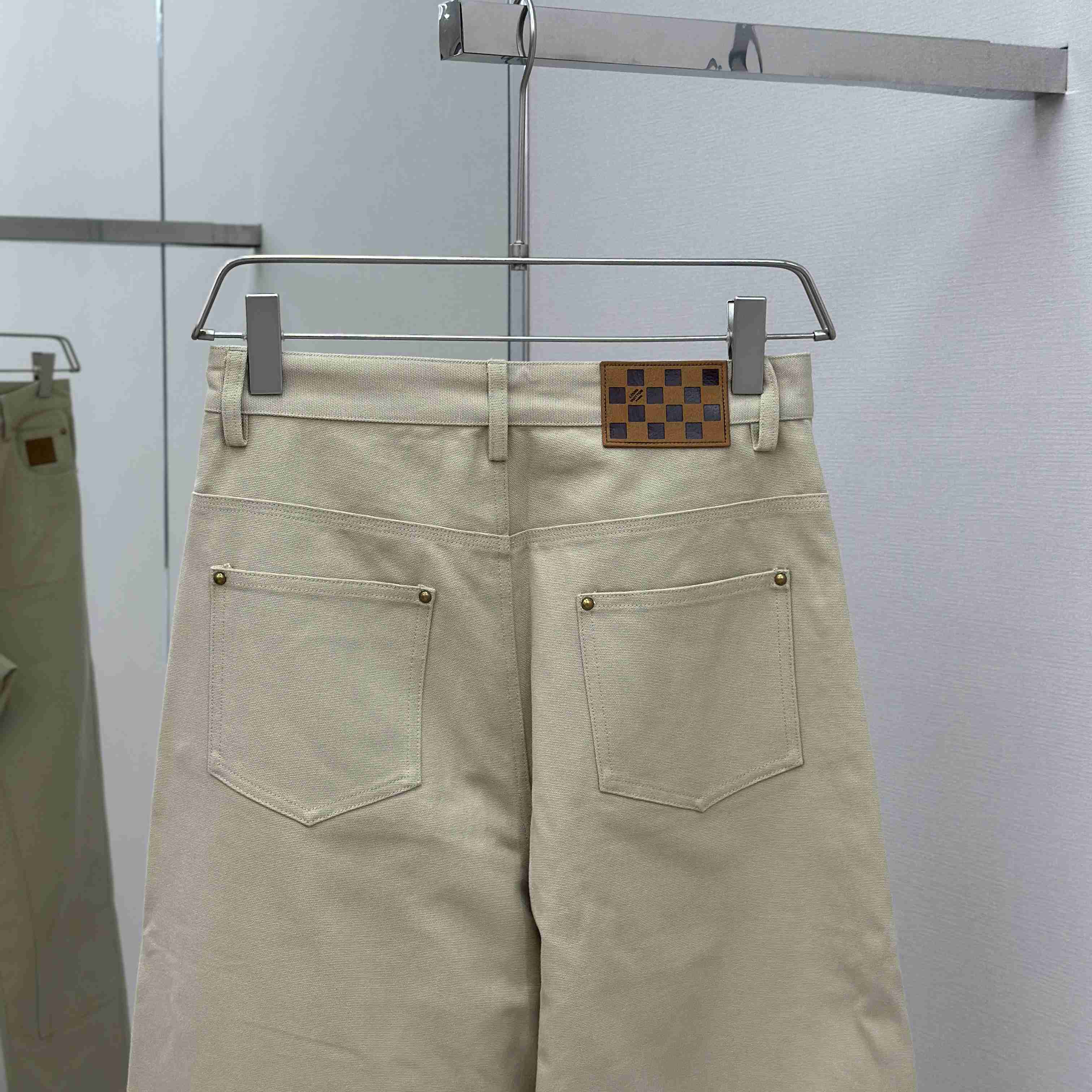Louis Vuitton Workwear Pants   1AIMEJ - DopestKickz