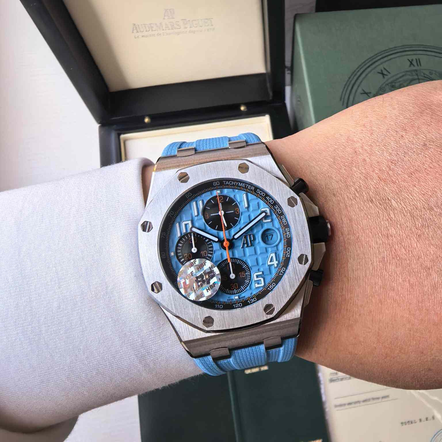 Audemars Piguet Audemars Royal Oak 262385T   44mm - DopestKickz