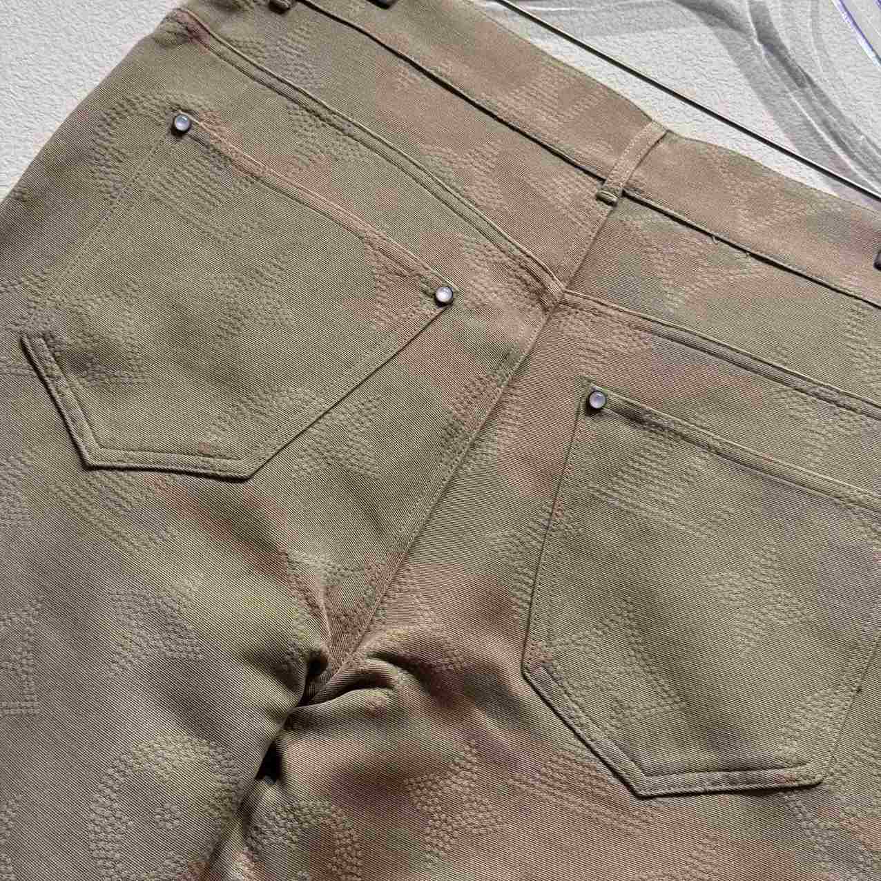 Louis Vuitton Monogram Embroidered Skate Pants     1AHBMA - DopestKickz