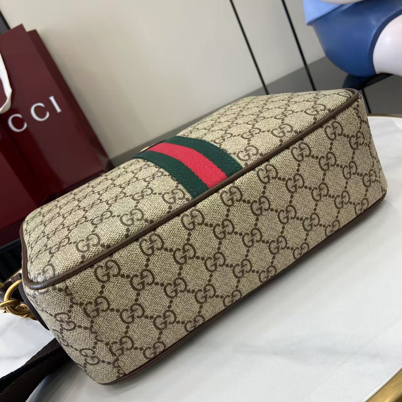 Gucci Ophidia Medium Crossbody Bag - DopestKickz