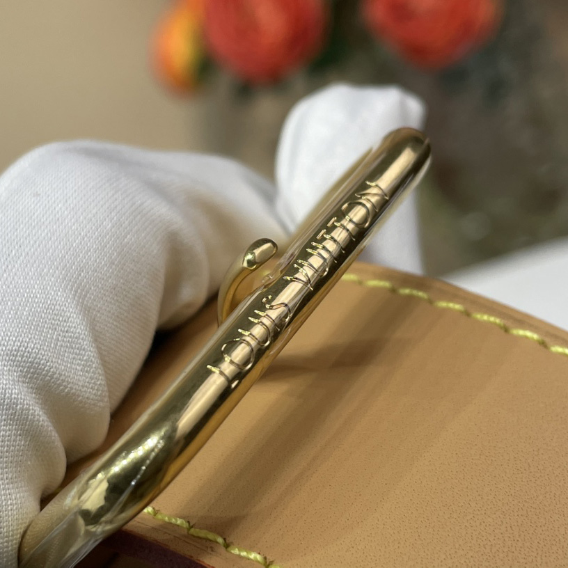 Louis Vuitton Rush Bumbag   M15271 - DopestKickz