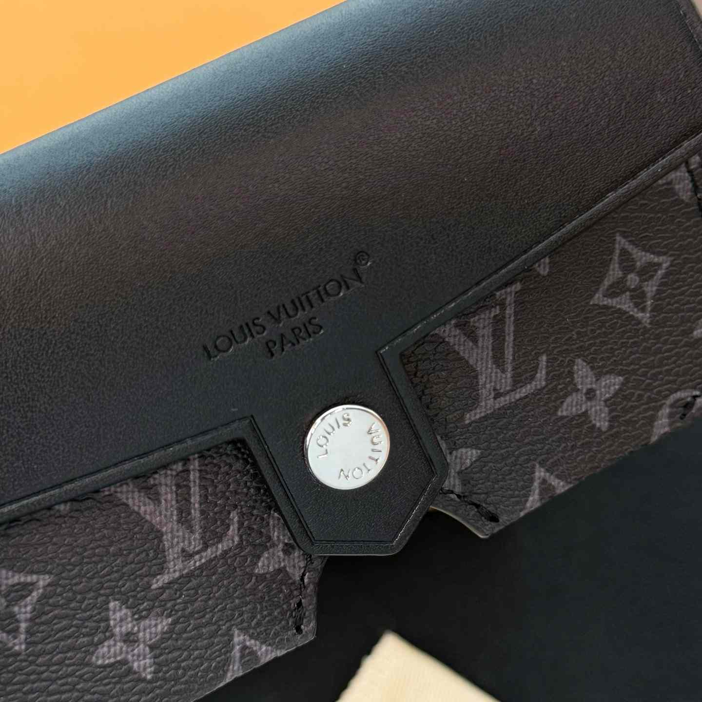 Louis Vuitton LV Glasses Holder    - DopestKickz