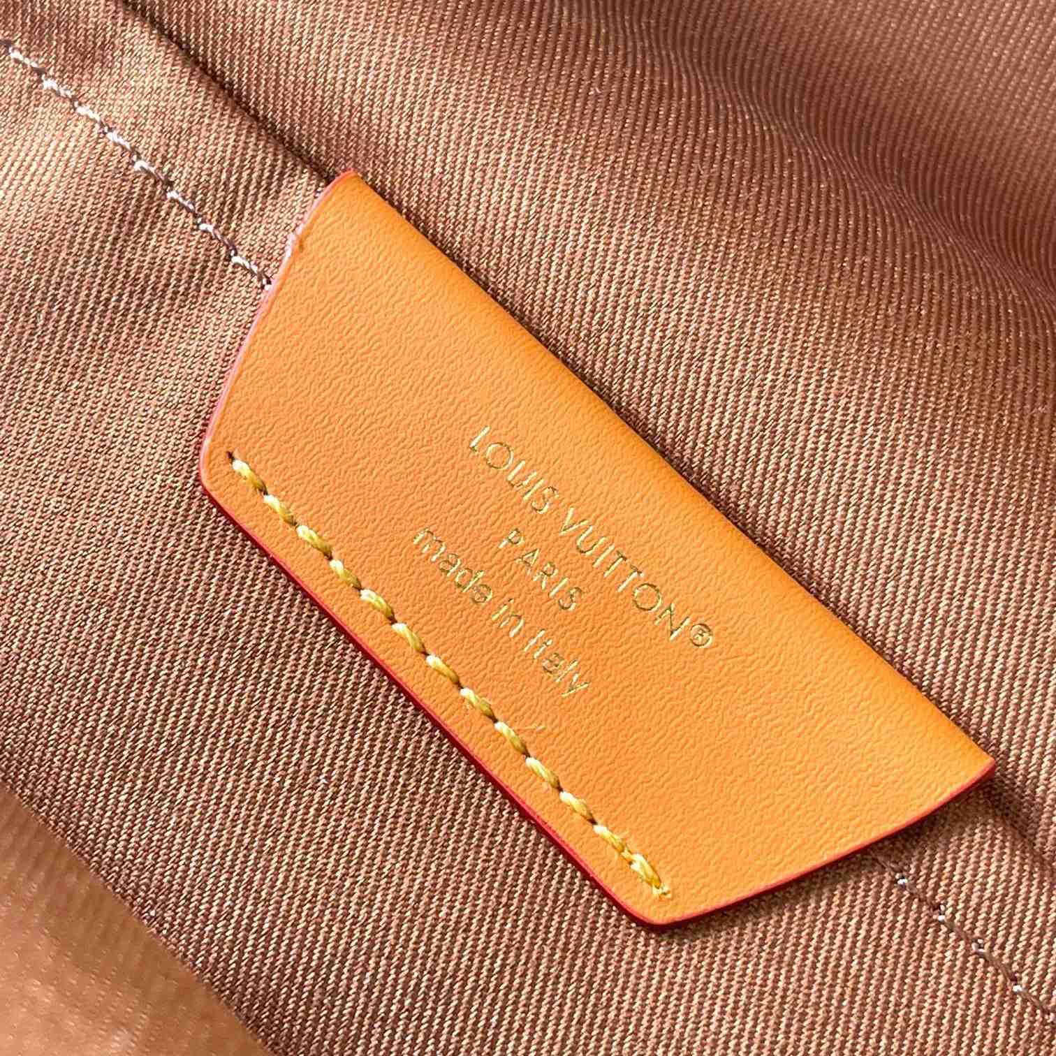 Louis Vuitton Discovery Cargo Backpack   M25979 - DopestKickz