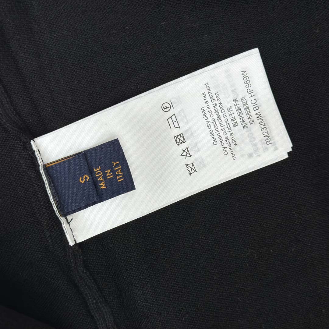 Louis Vuitton Graphic Short-Sleeved Crewneck    1AGHU3 - DopestKickz