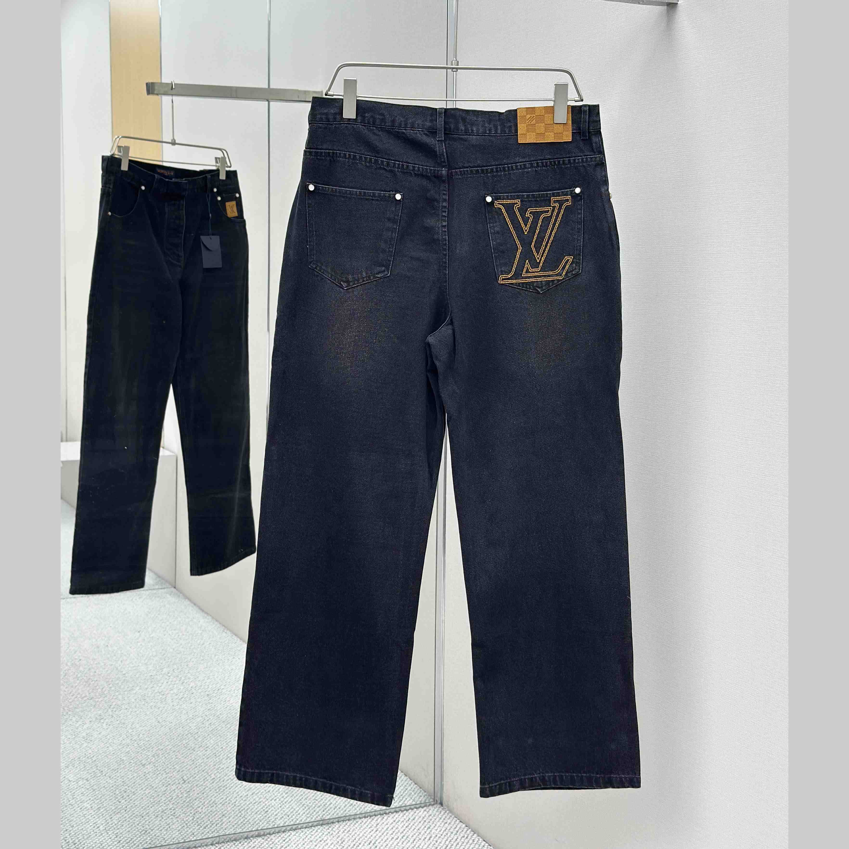 Louis Vuitton LV Skate Denim Pants   1AILKZ - DopestKickz