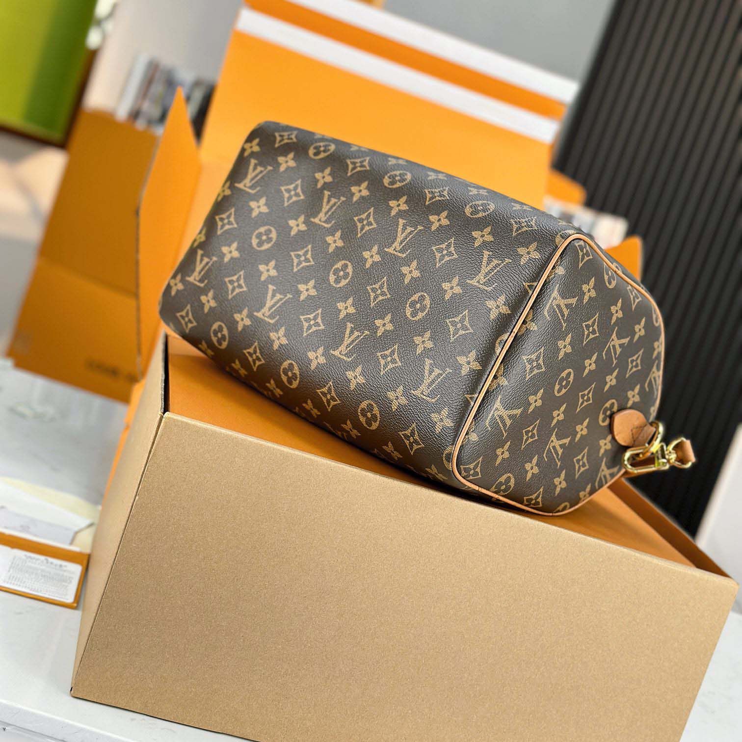 Louis Vuitton Speedy Soft 30 Boho   N87212 - DopestKickz