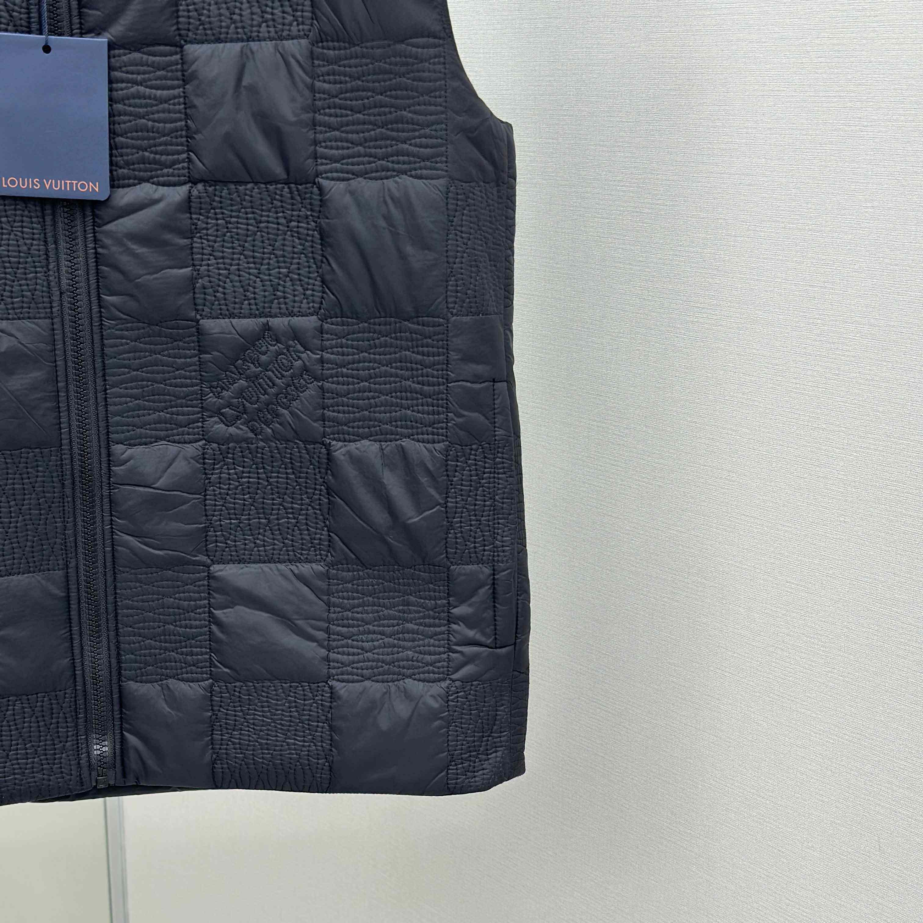 Louis Vuitton Damier Quilted Nylon Gilet - DopestKickz
