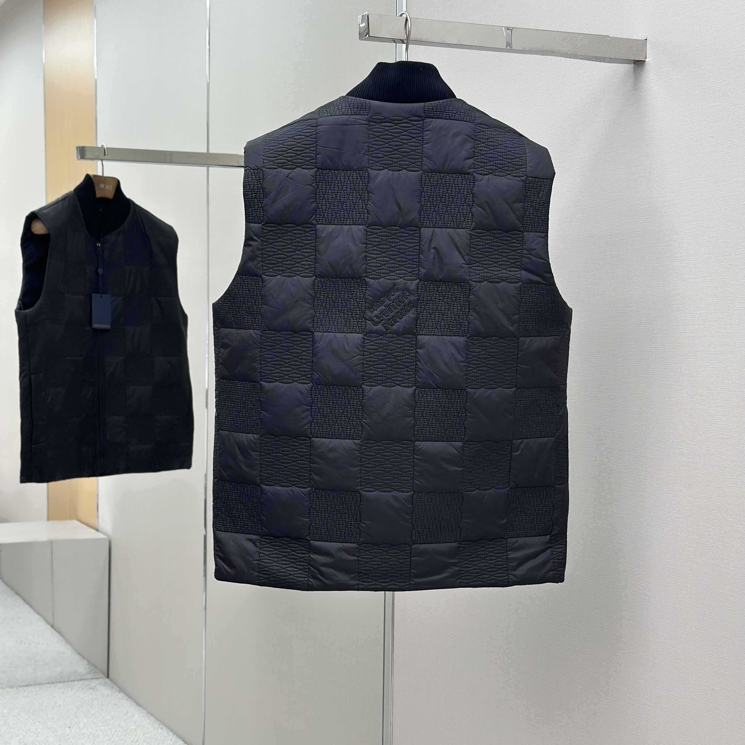 Louis Vuitton Damier Quilted Nylon Gilet - DopestKickz