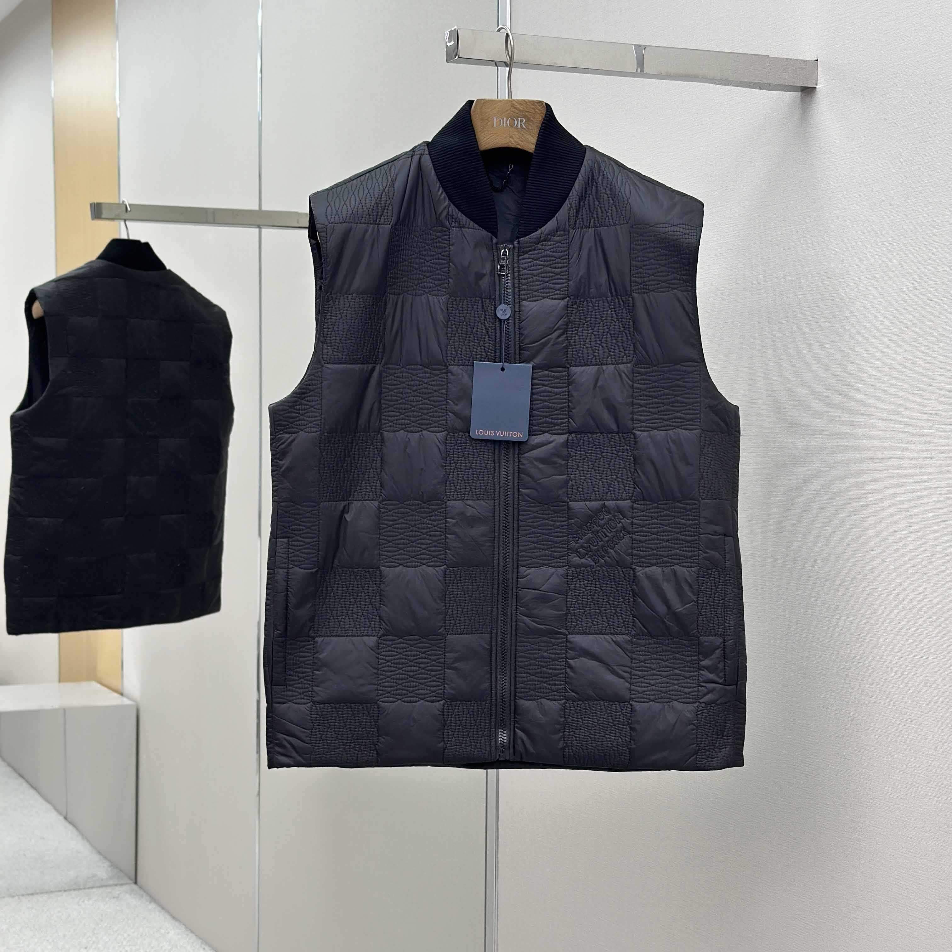 Louis Vuitton Damier Quilted Nylon Gilet - DopestKickz