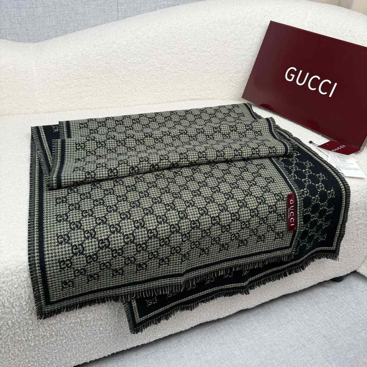Gucci GG Wool Jacquard Scarf - DopestKickz