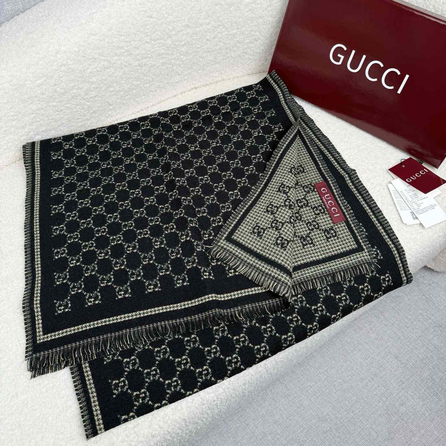 Gucci GG Wool Jacquard Scarf - DopestKickz