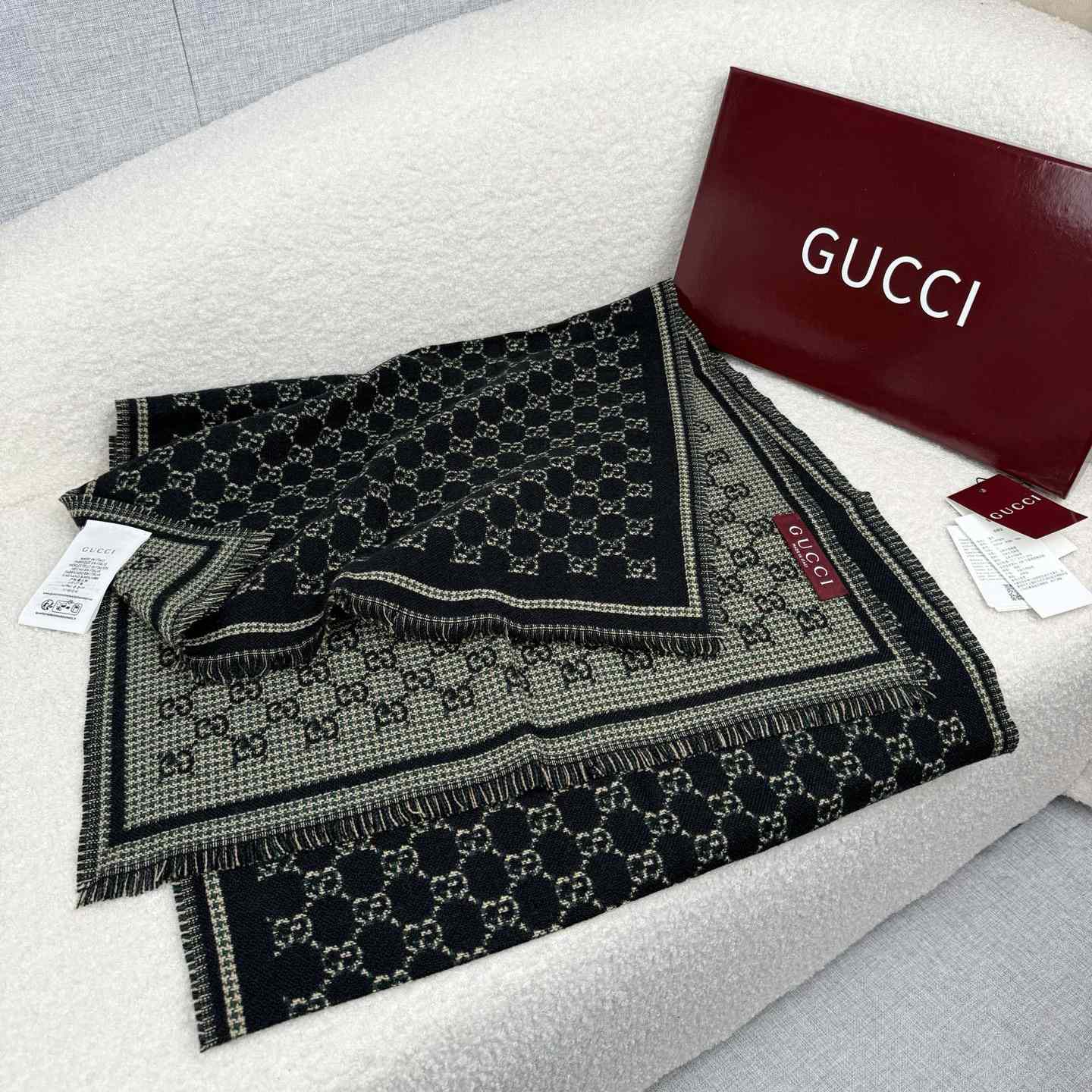 Gucci GG Wool Jacquard Scarf - DopestKickz