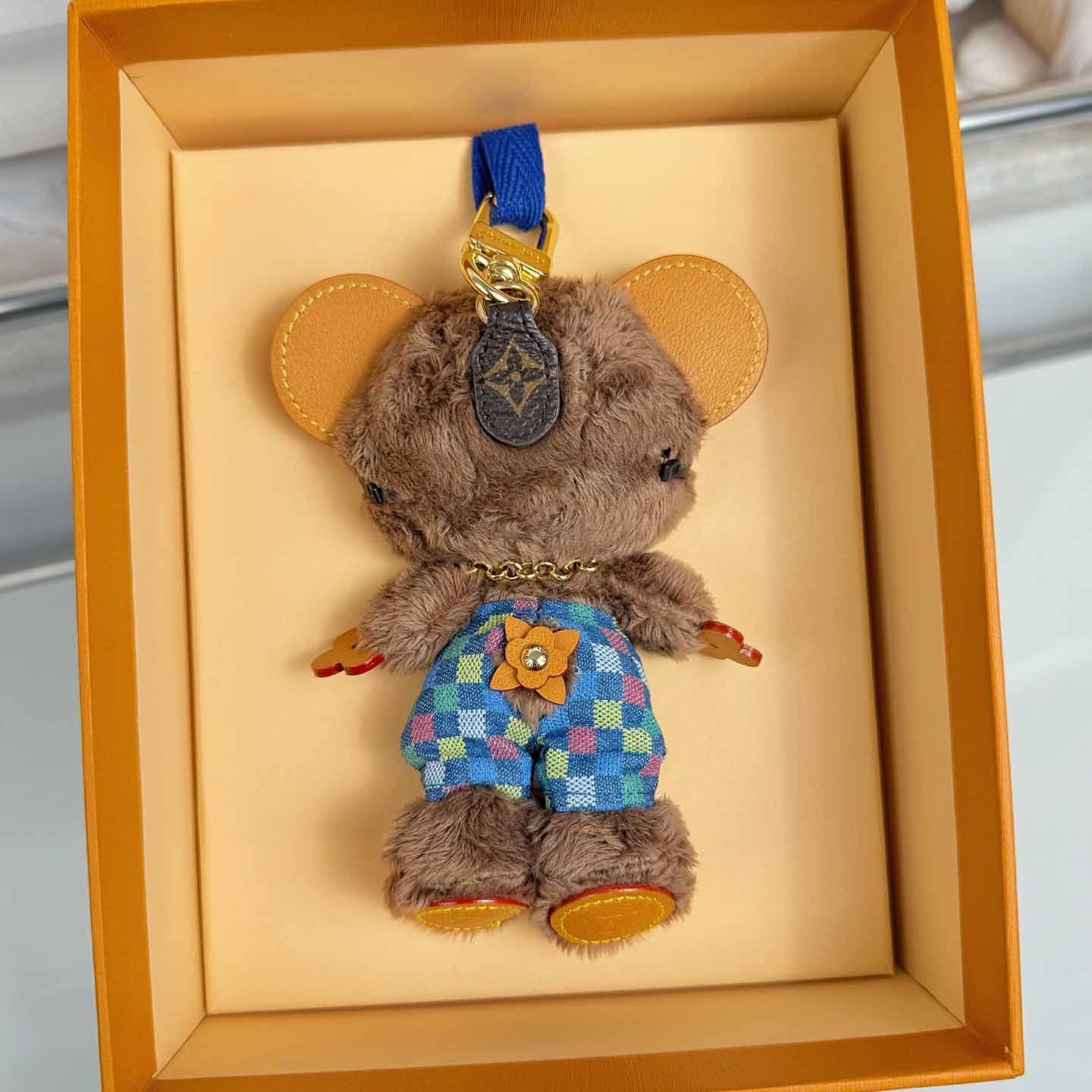 Louis Vuitton LV Louis Bear Bag Charm  M03178 - DopestKickz
