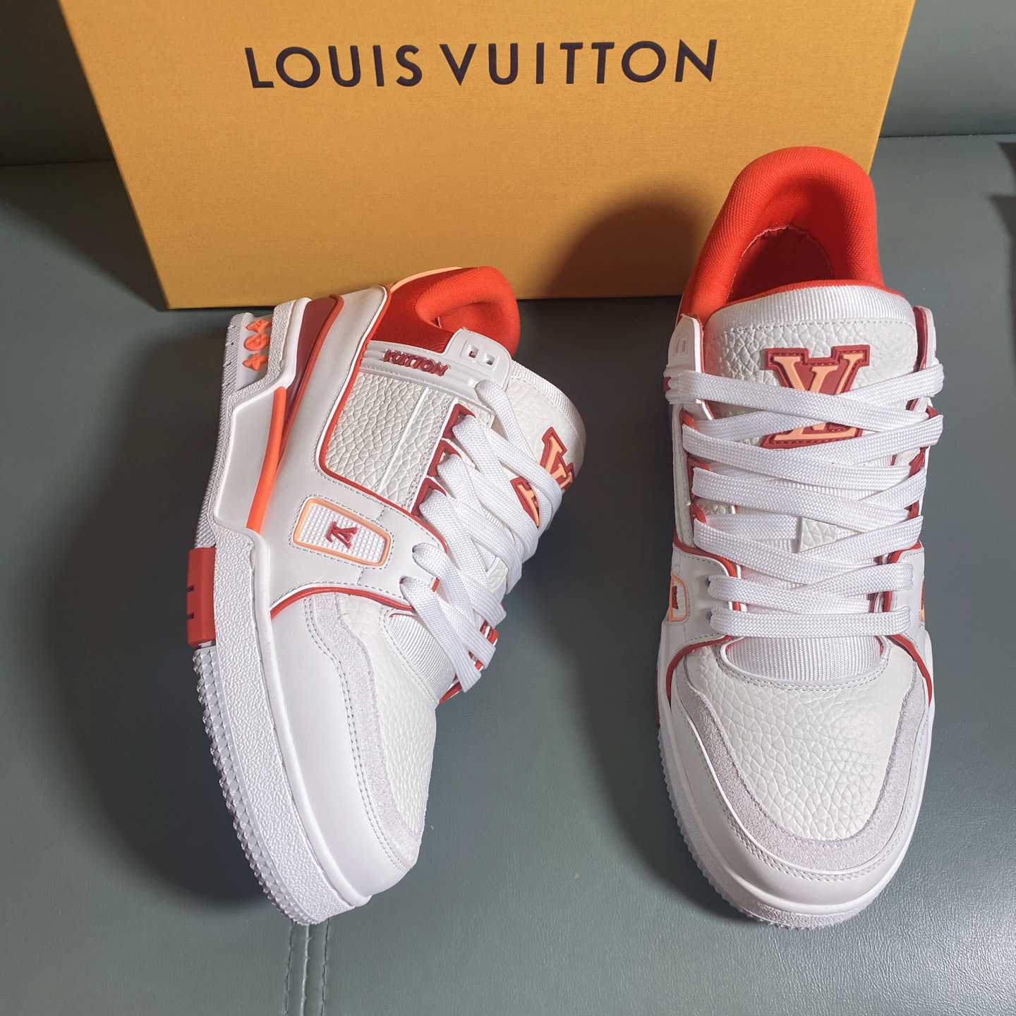 Louis Vuitton LV Trainer Sneaker      1AIIZM - DopestKickz