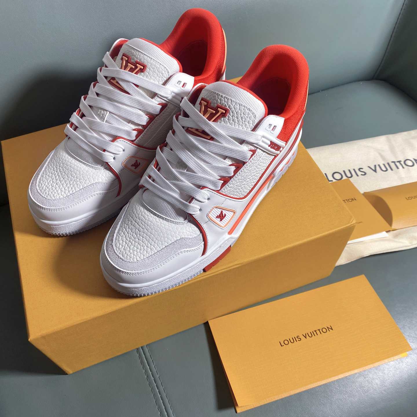 Louis Vuitton LV Trainer Sneaker      1AIIZM - DopestKickz