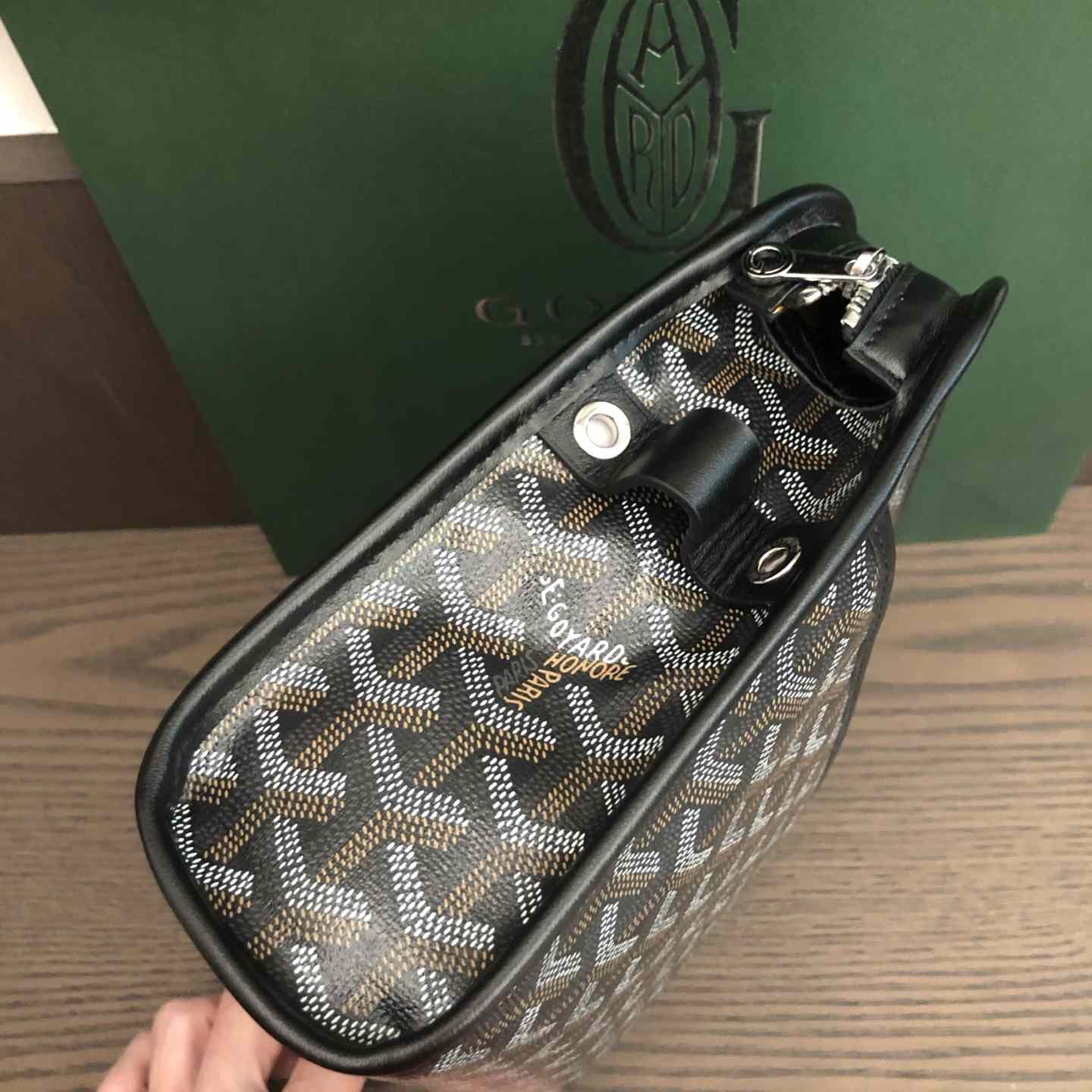 Goyard Jouvence MM Toiletry Bag - DopestKickz