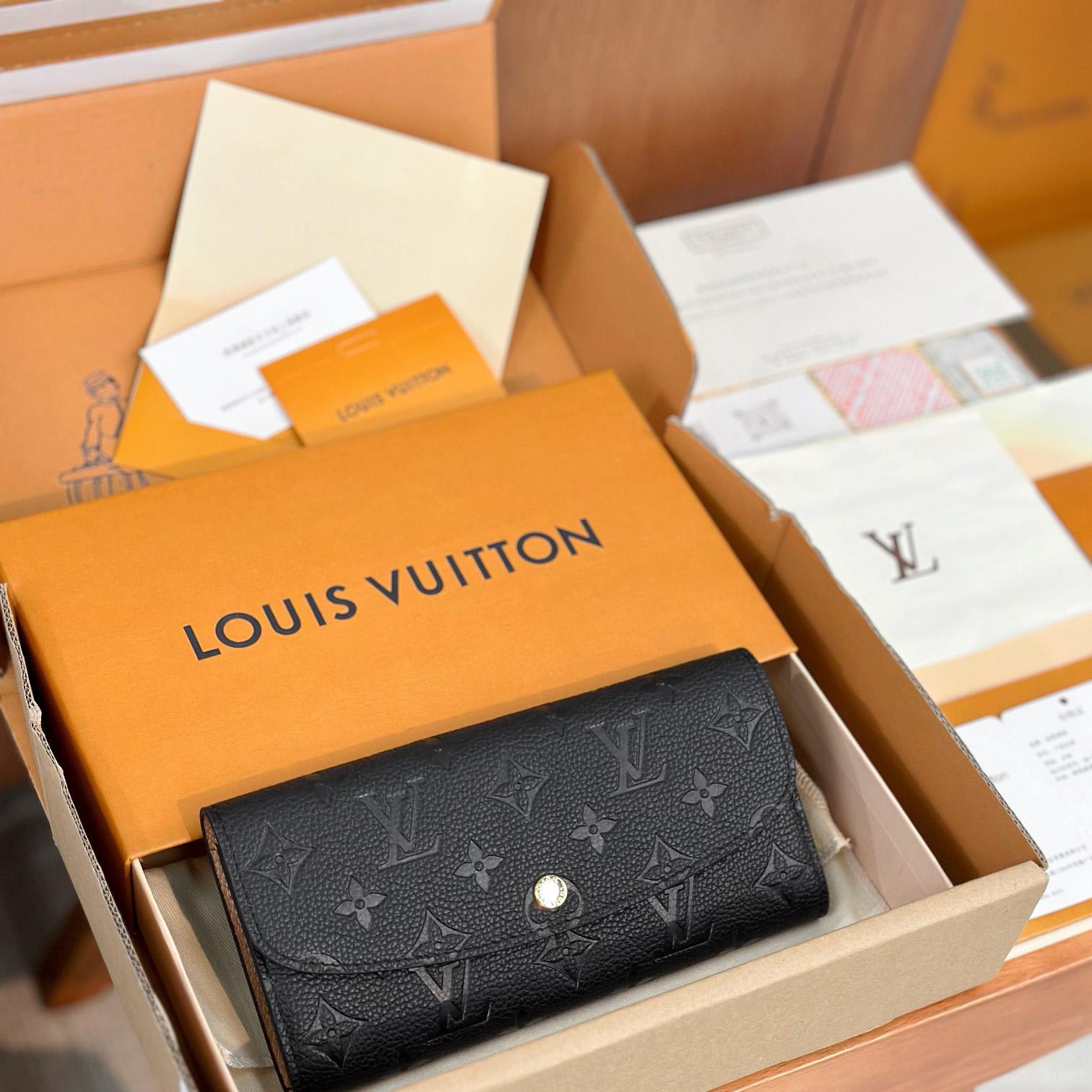 Louis Vuitton Emilie Wallet  M62369 - DopestKickz