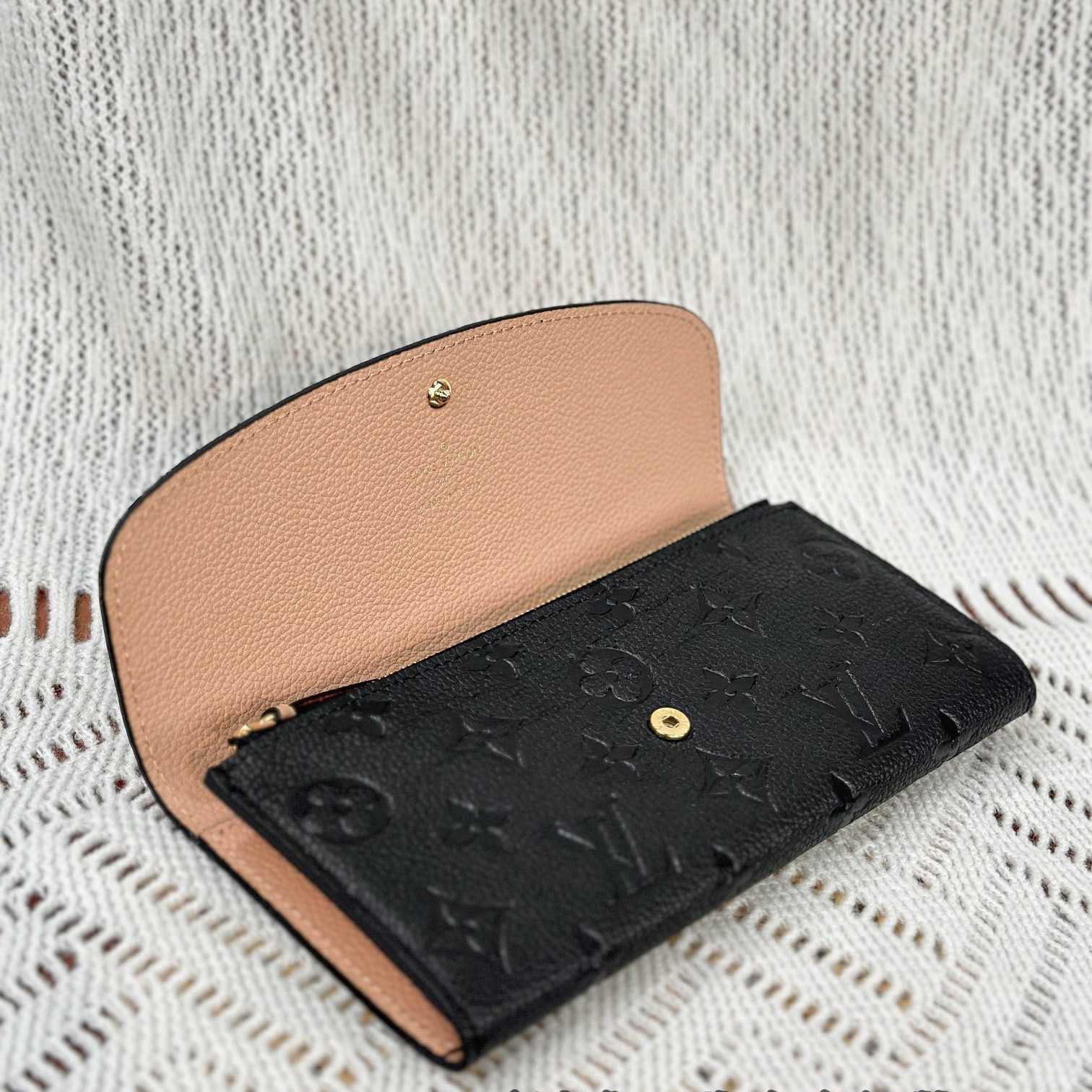 Louis Vuitton Emilie Wallet  M62369 - DopestKickz