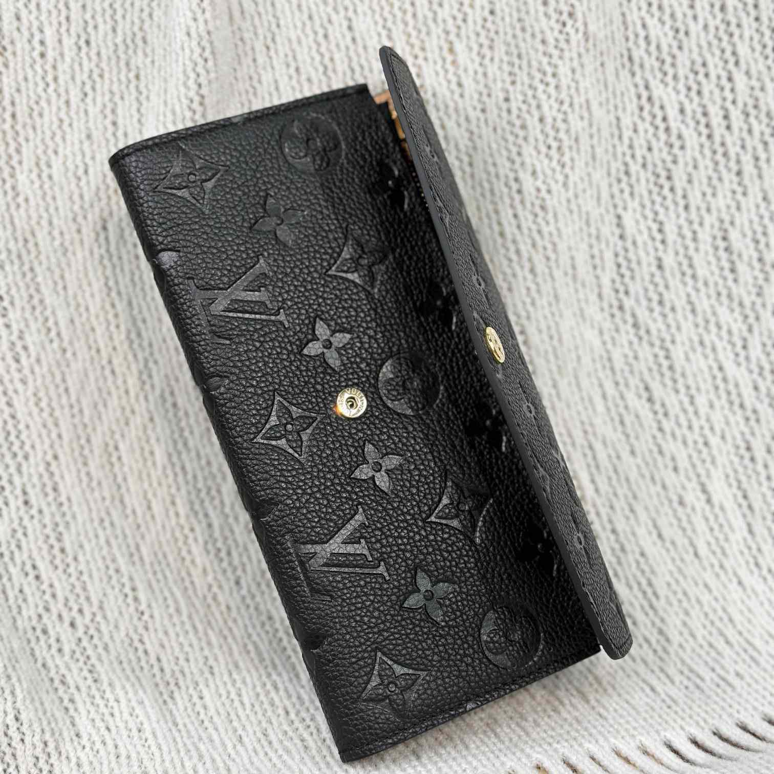 Louis Vuitton Emilie Wallet  M62369 - DopestKickz