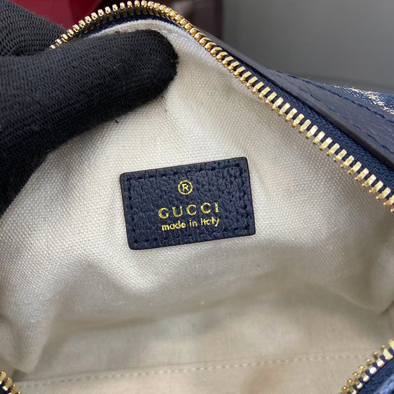 Gucci Mini GG Handbag - DopestKickz