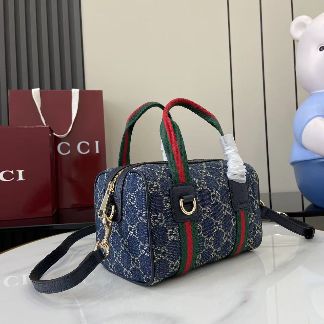 Gucci Mini GG Handbag - DopestKickz