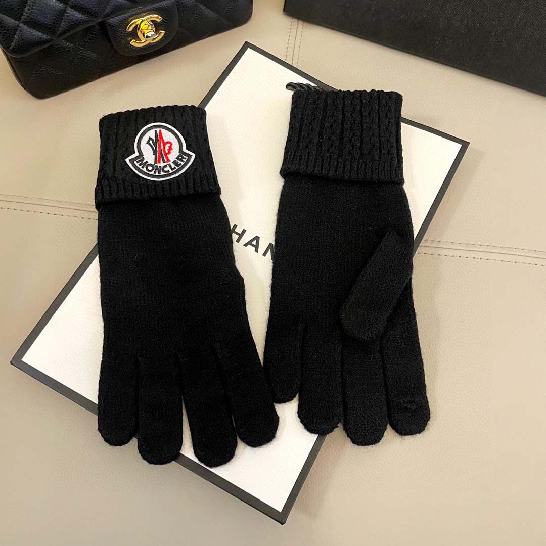 Moncler Gloves  - DopestKickz