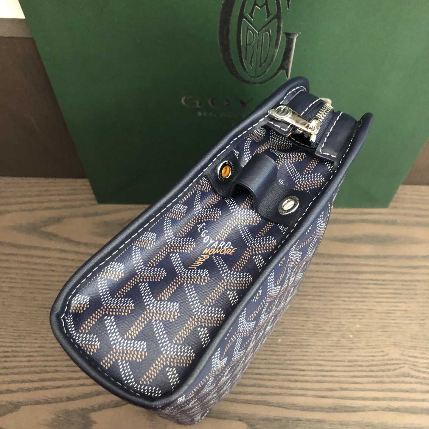 Goyard Jouvence MM Toiletry Bag - DopestKickz