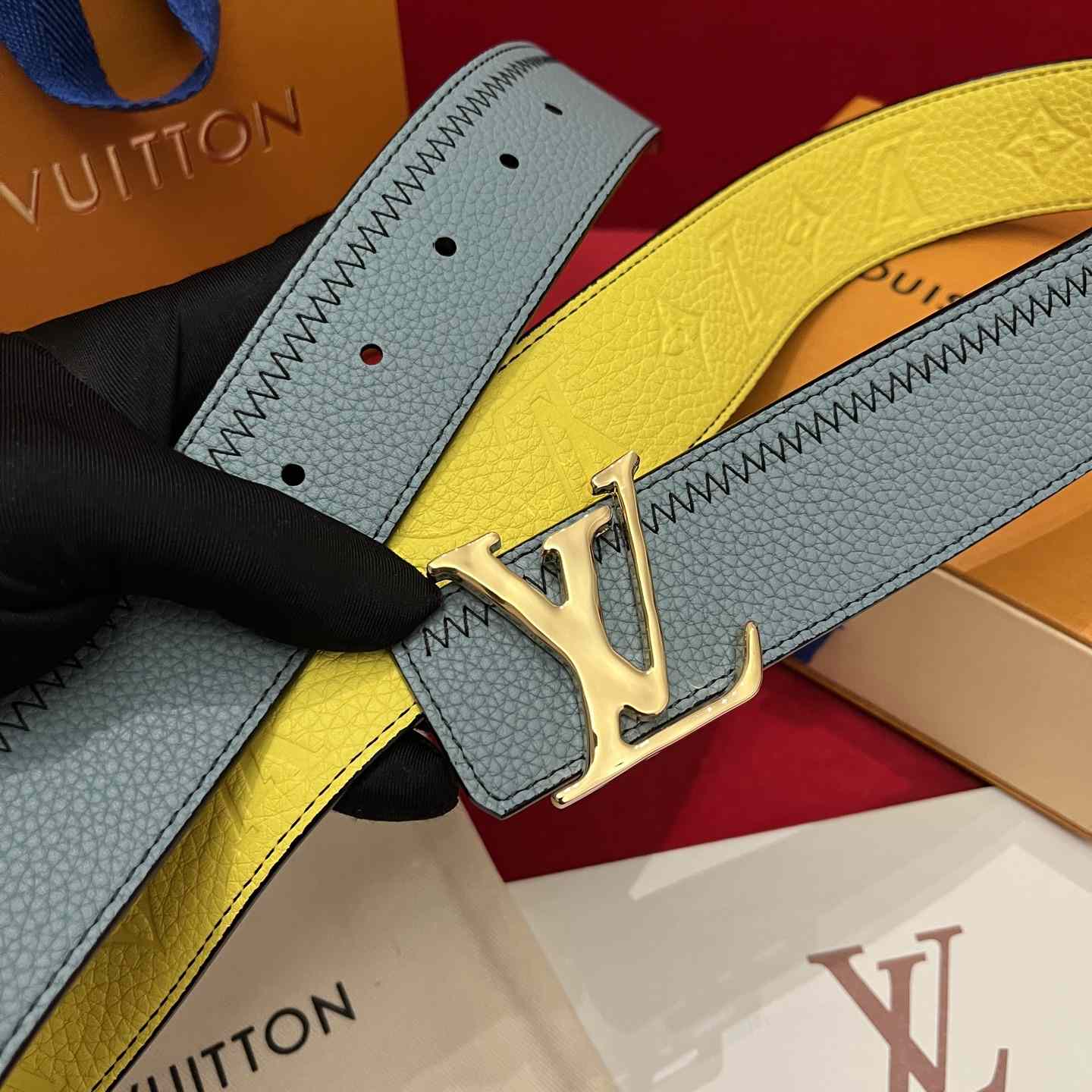 Louis Vuitton 40mm Reversible Belt  - DopestKickz