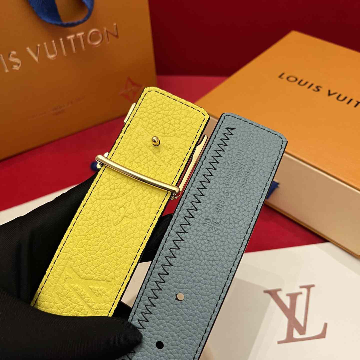 Louis Vuitton 40mm Reversible Belt  - DopestKickz