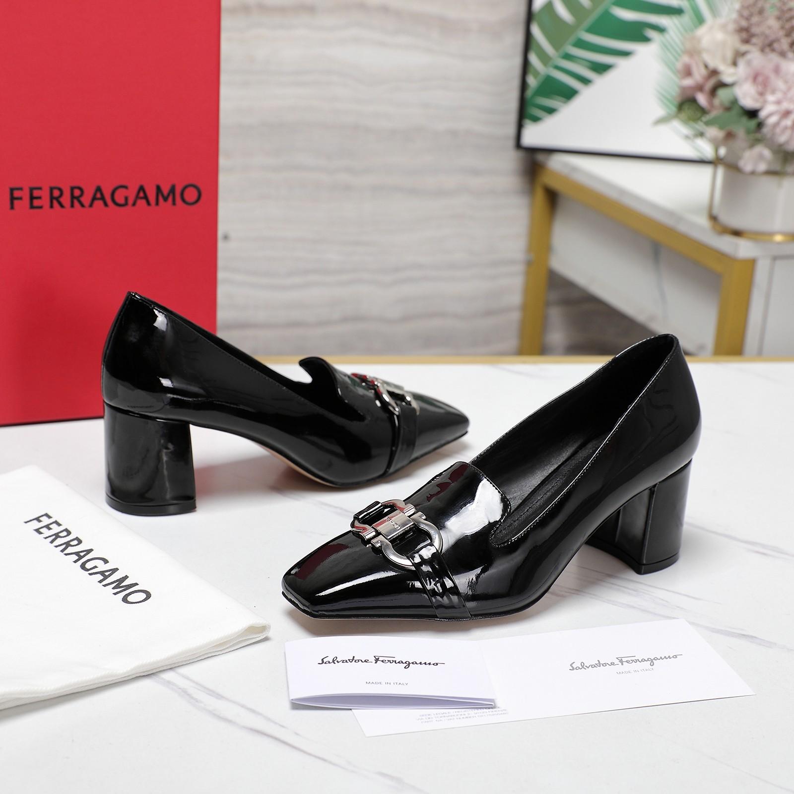 Ferragamo Black Leather Pump   6cm - DopestKickz