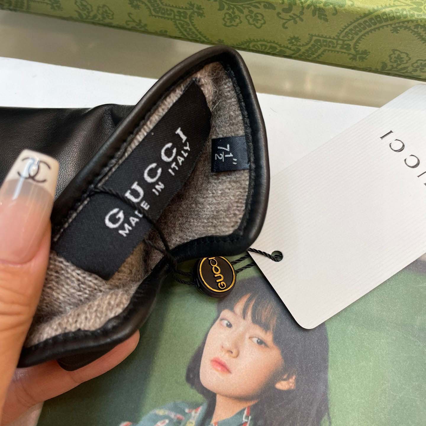 Gucci Women's Gloves  - DopestKickz