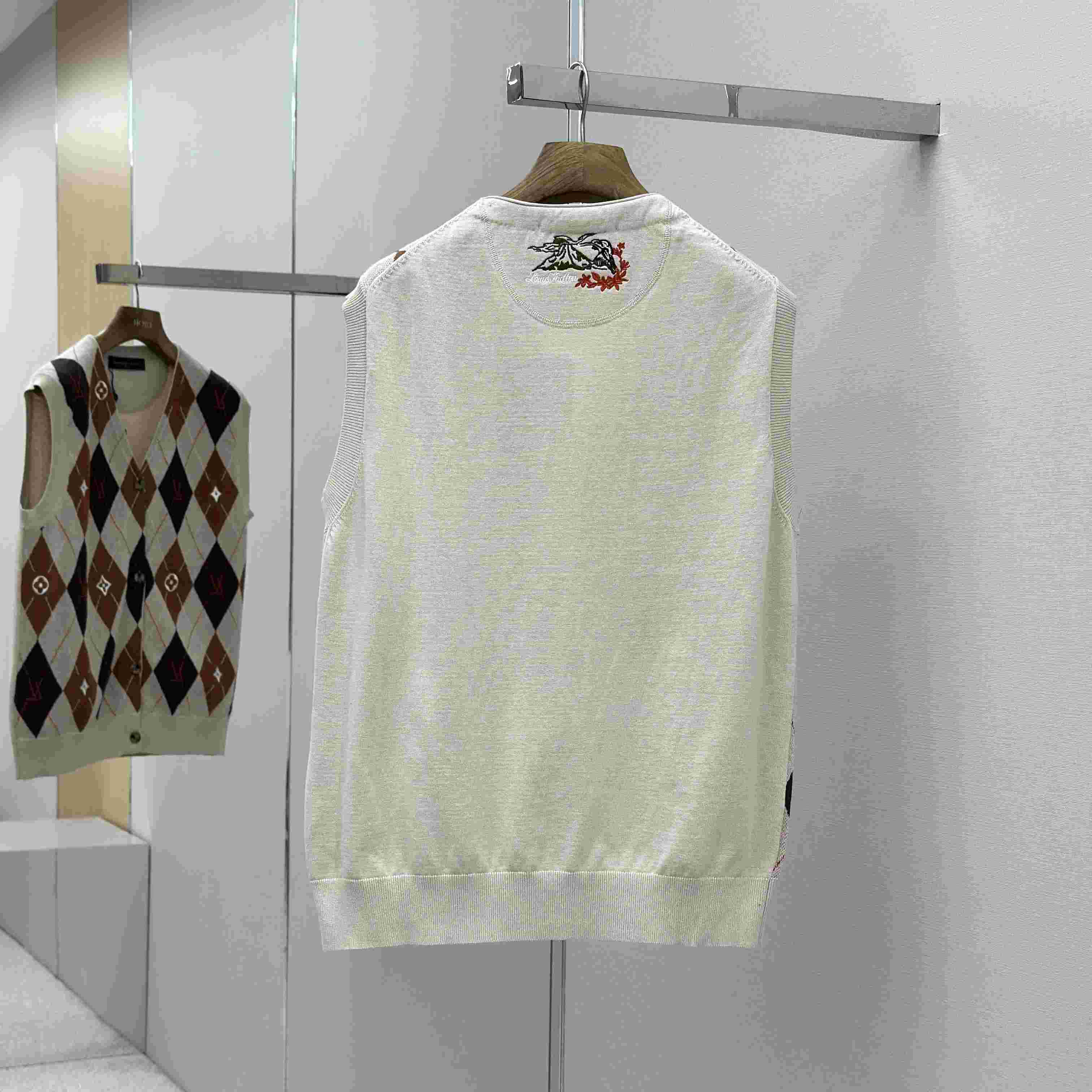 Louis Vuitton Argyle Intarsia Cardigan Vest   1AIMDG - DopestKickz