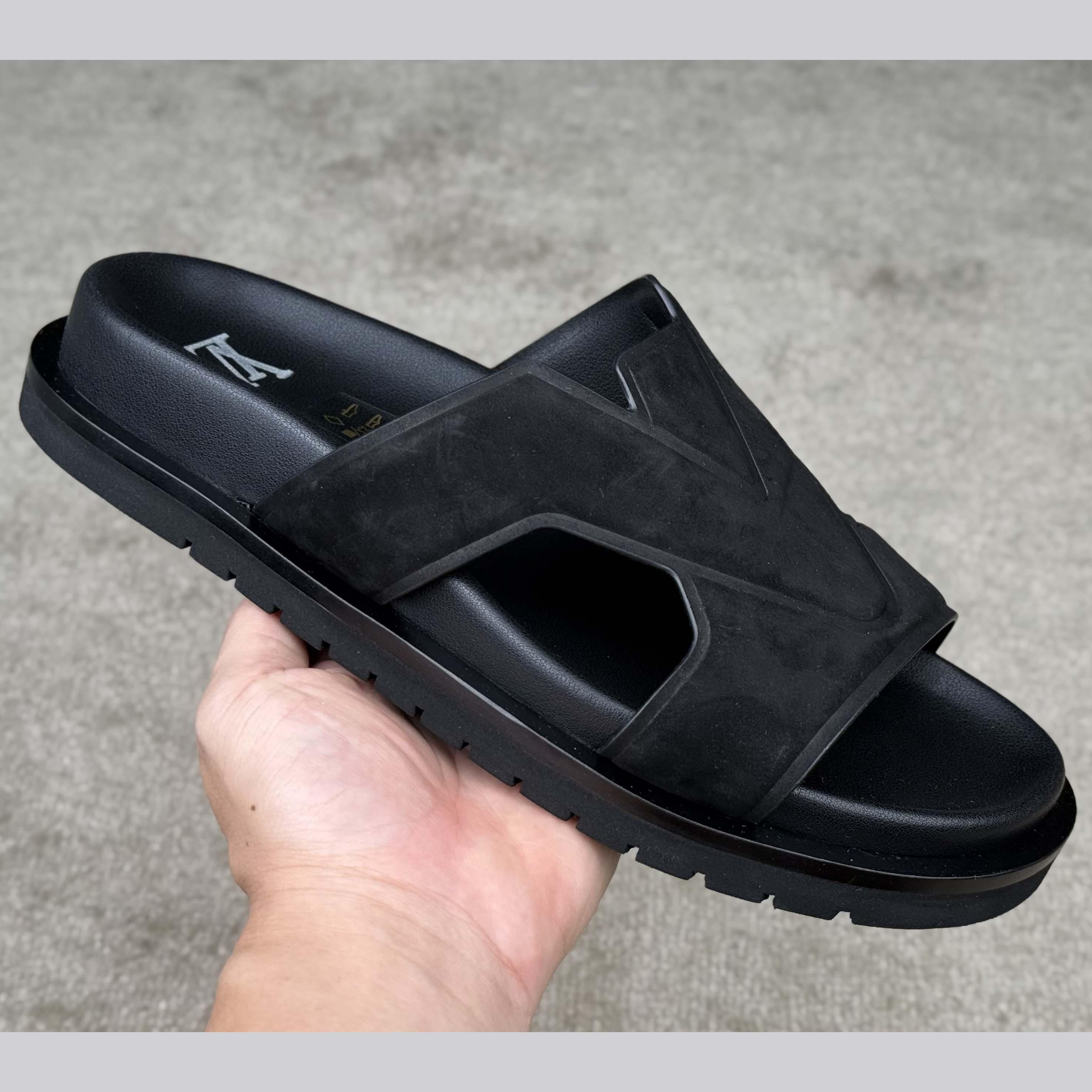 Louis Vuitton LV Oasis Mule    - DopestKickz