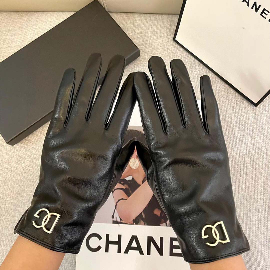 Dolce & Gabbana Women's Gloves  - DopestKickz