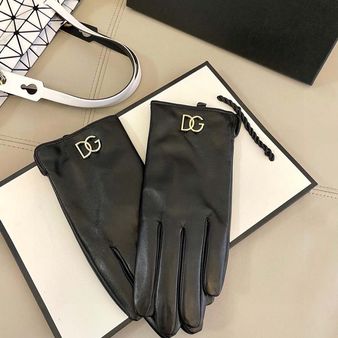 Dolce & Gabbana Women's Gloves  - DopestKickz