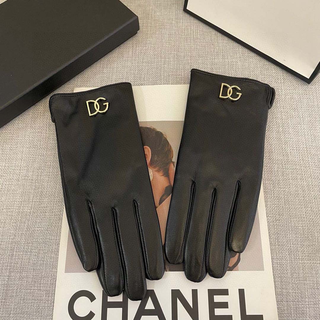 Dolce & Gabbana Women's Gloves  - DopestKickz