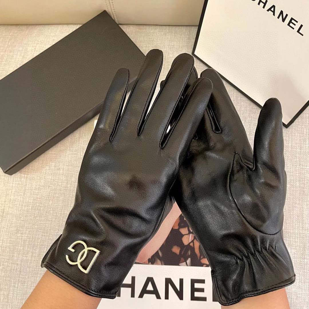 Dolce & Gabbana Women's Gloves  - DopestKickz