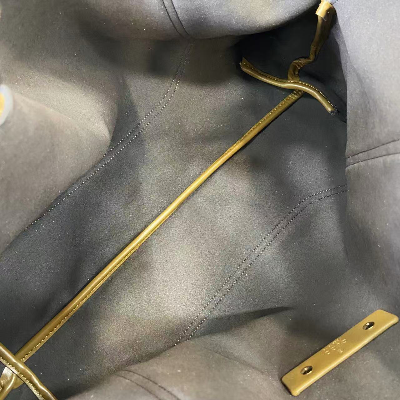 Gucci Softbit Maxi Shoulder Bag - DopestKickz