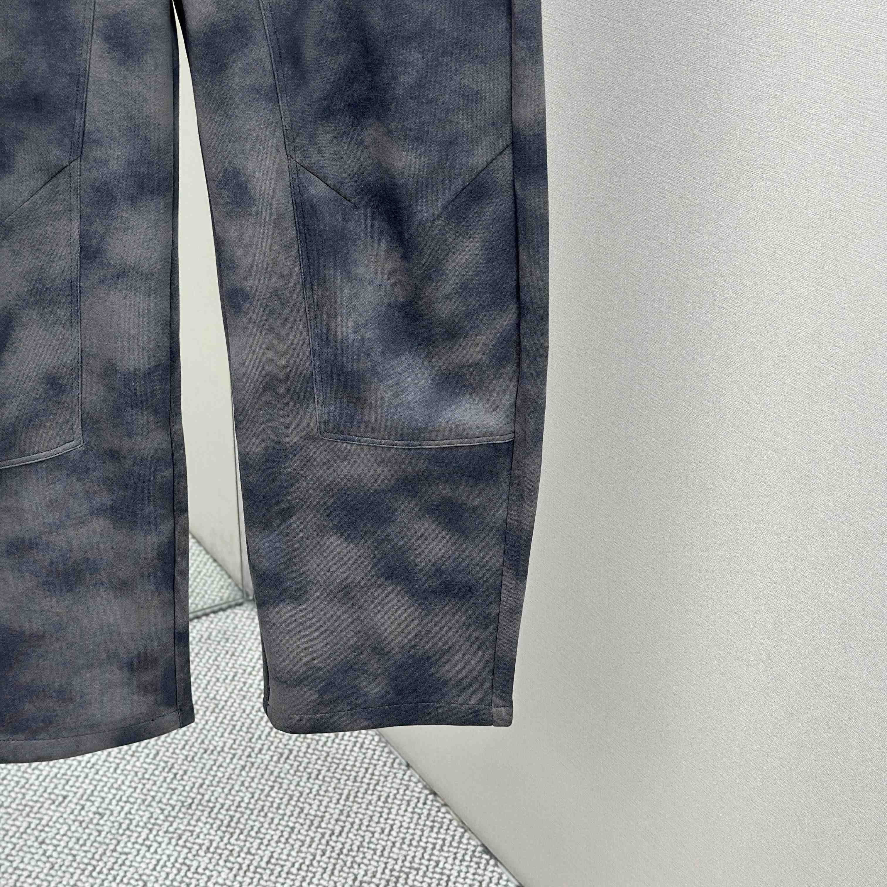Louis Vuitton Cotton Pants - DopestKickz
