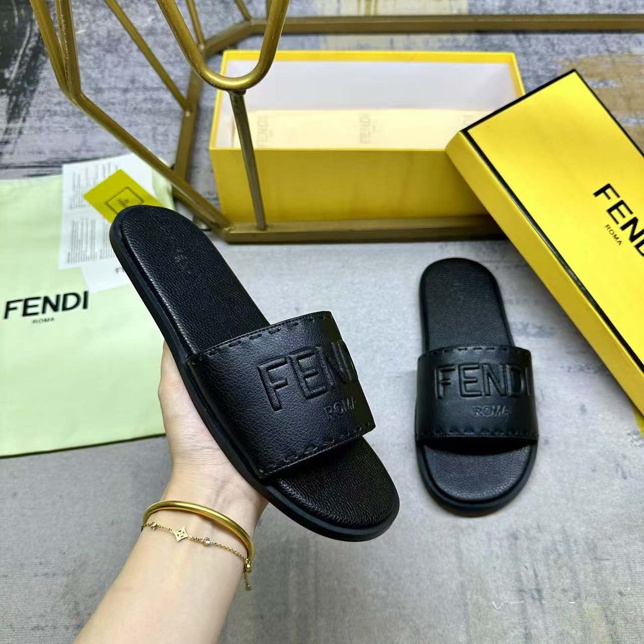 Fendi Slides - DopestKickz