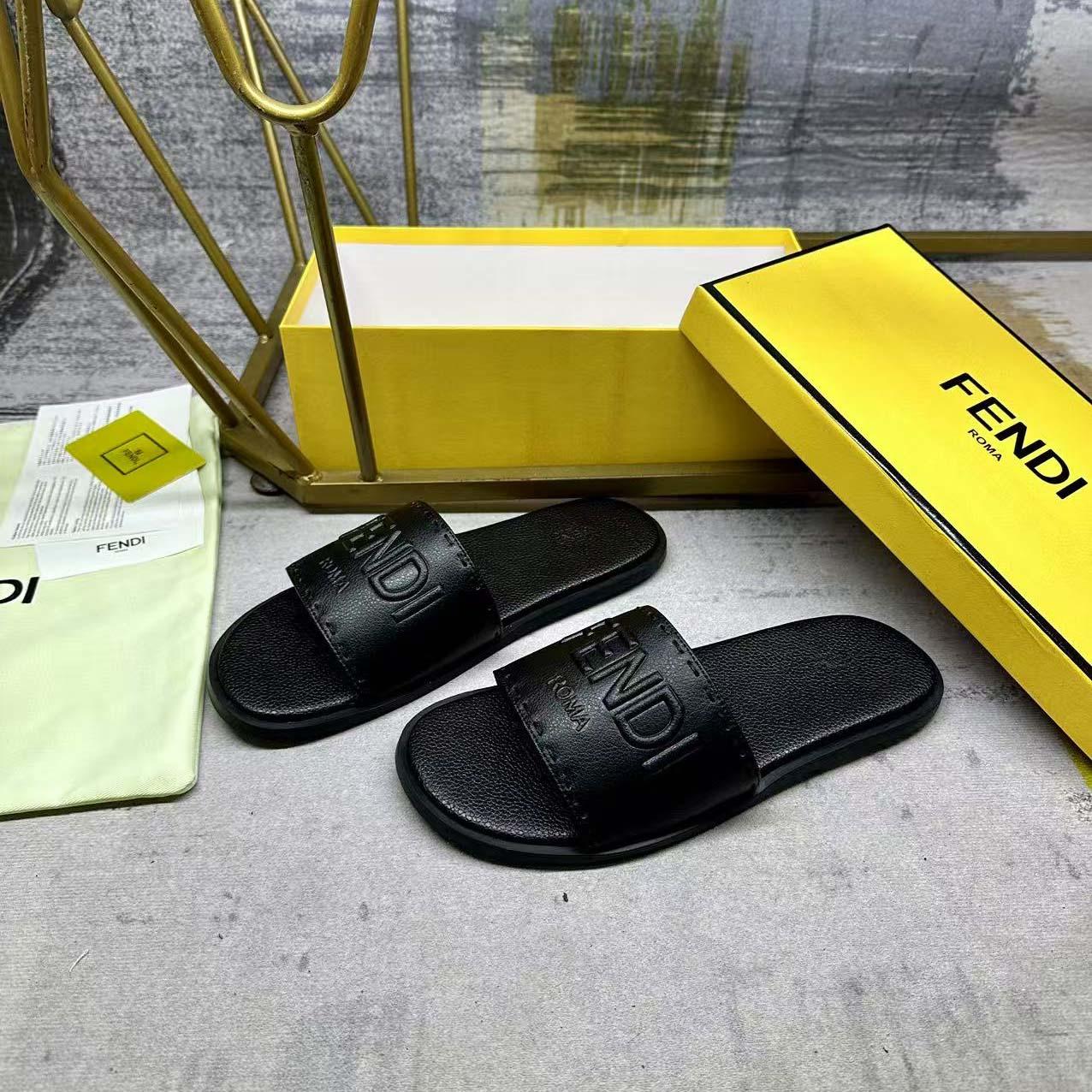Fendi Slides - DopestKickz