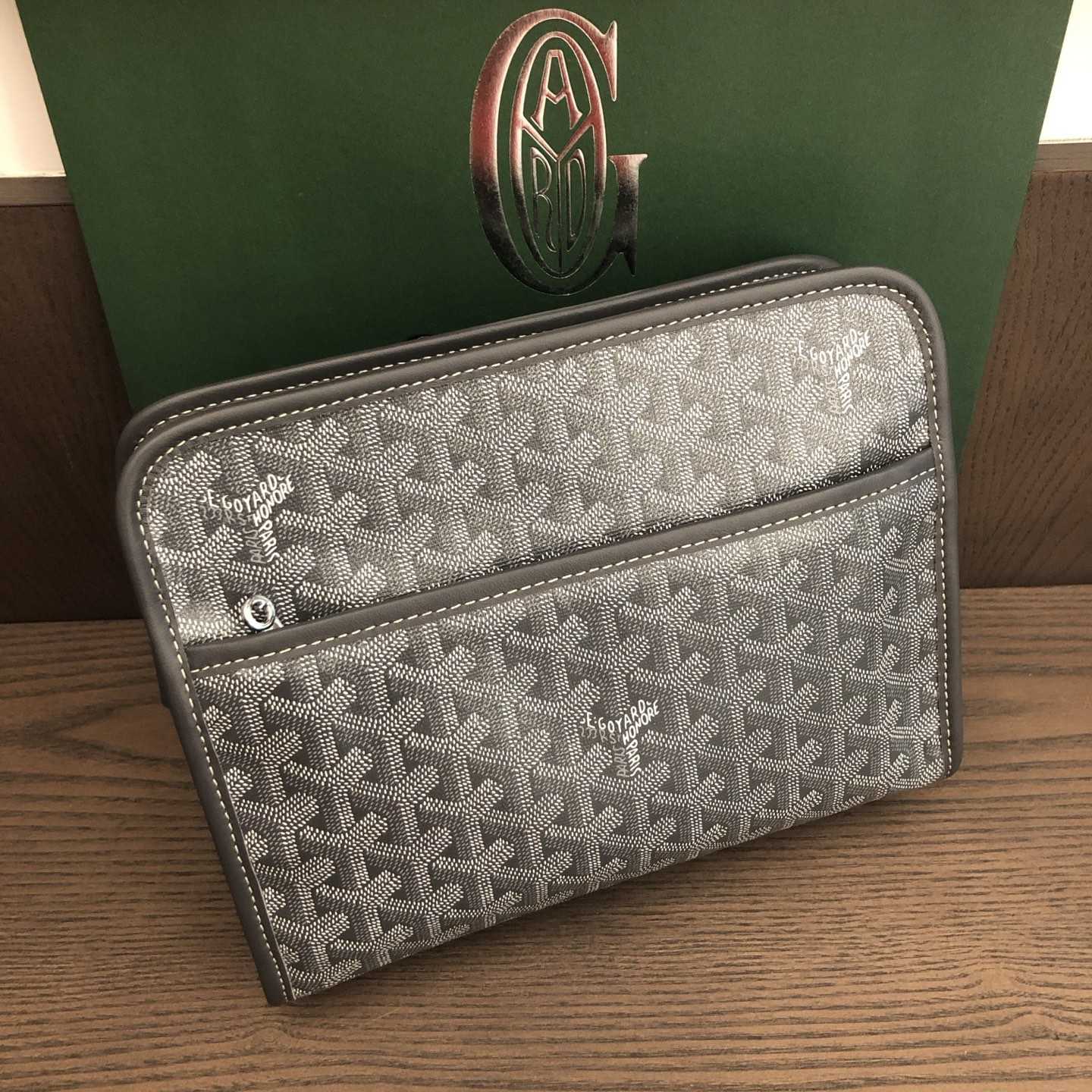 Goyard Jouvence MM Toiletry Bag - DopestKickz